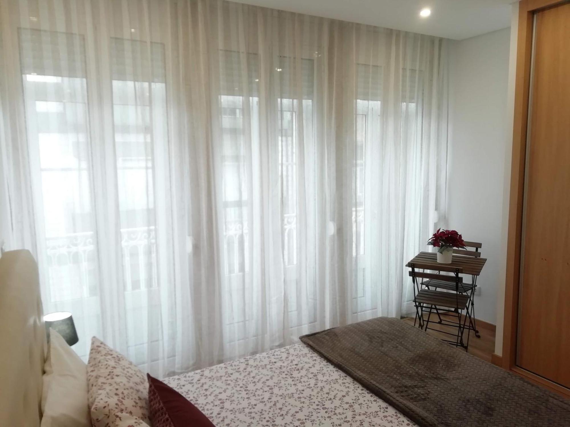 Apartment In The Historic Center Of Porto Bilik gambar